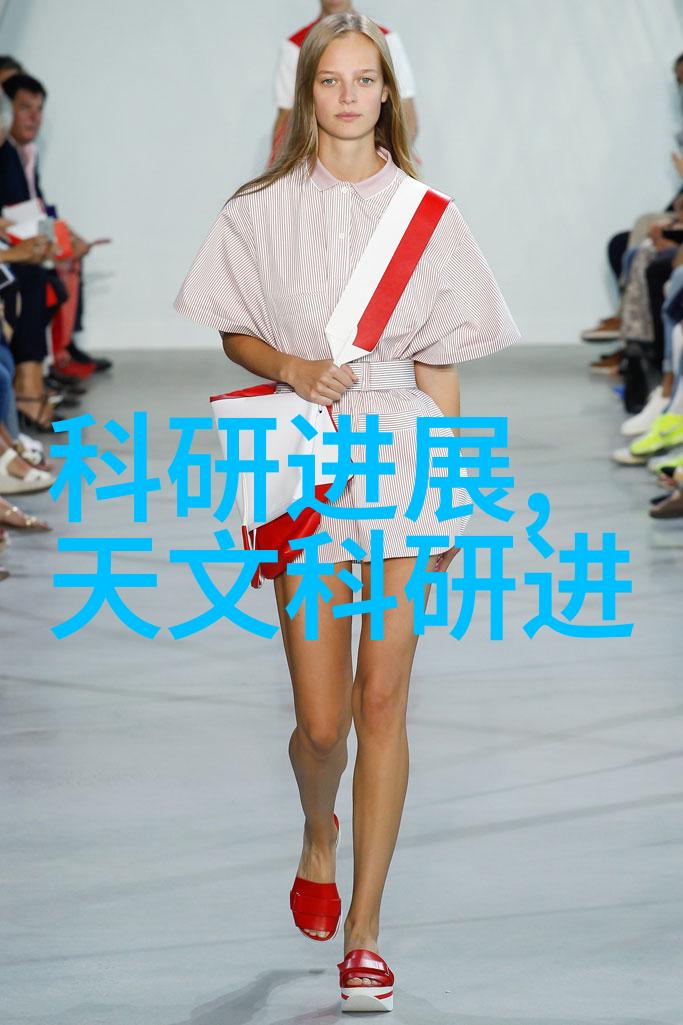 爆乳女教师第一部揭秘校园背后的性感魅力