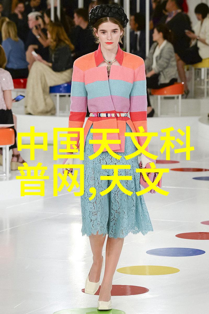 月光下的阅读之旅长月无烬原著免费探秘