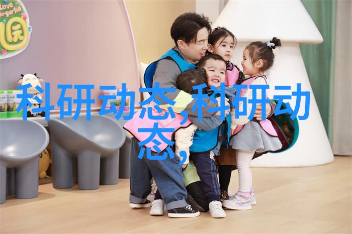 巨型化工容器静谧的巨兽在夜幕中跳动