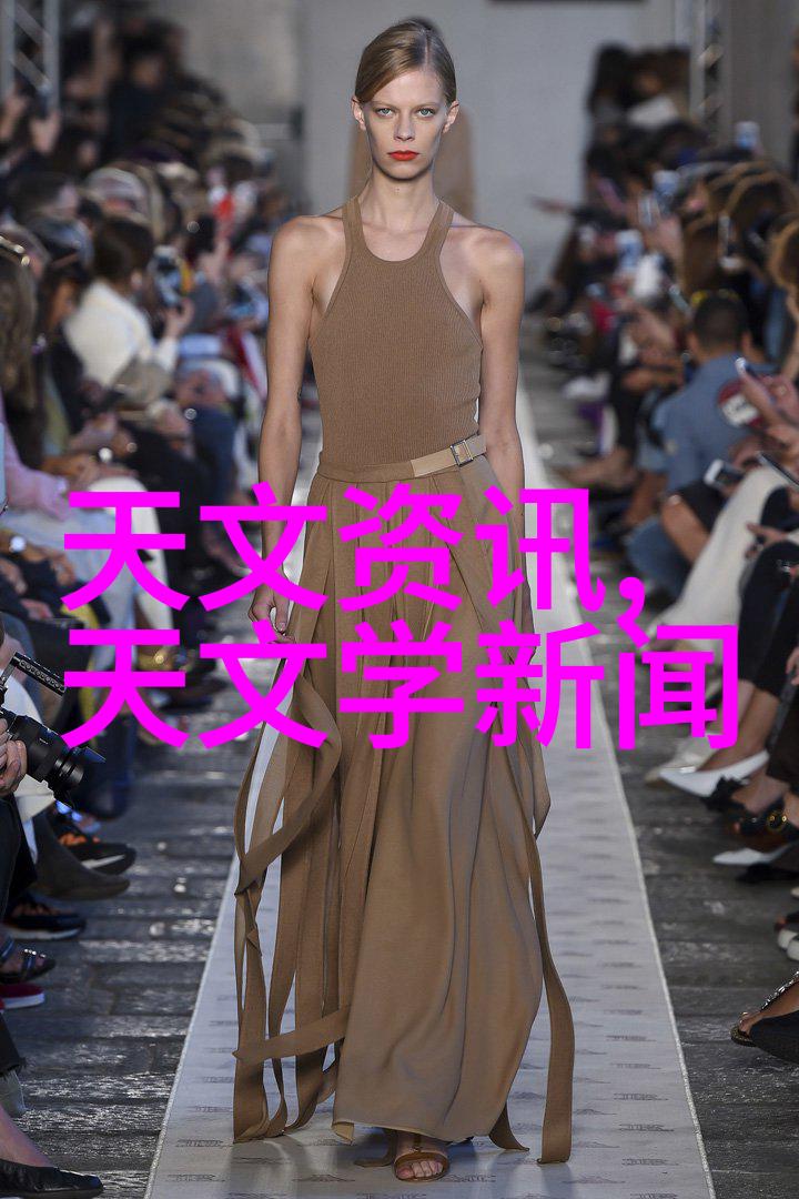 客厅电视墙装修设计新趋势智能舒适生活的艺术融合