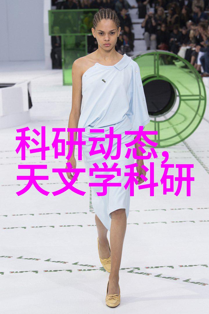 消毒设备图片清洁守护者在行动的瞬间