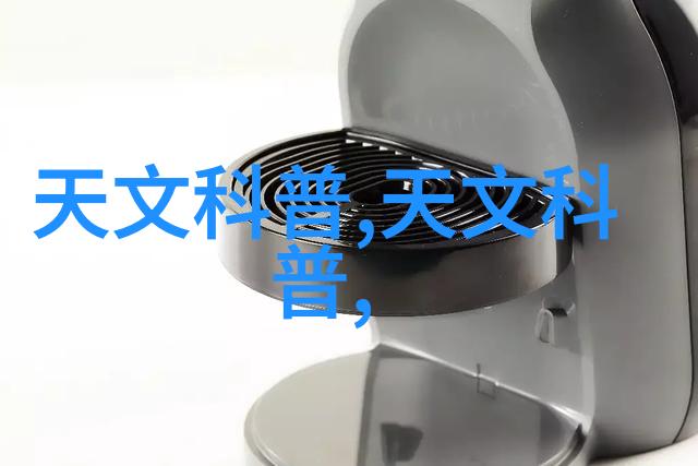 小宝贝的水杯满溢泪水与微笑间的无声对话