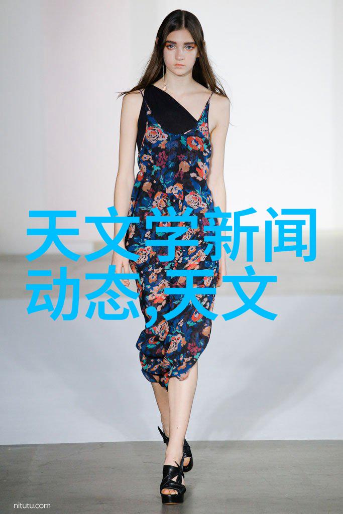 简约之美客厅艺术的无声对话
