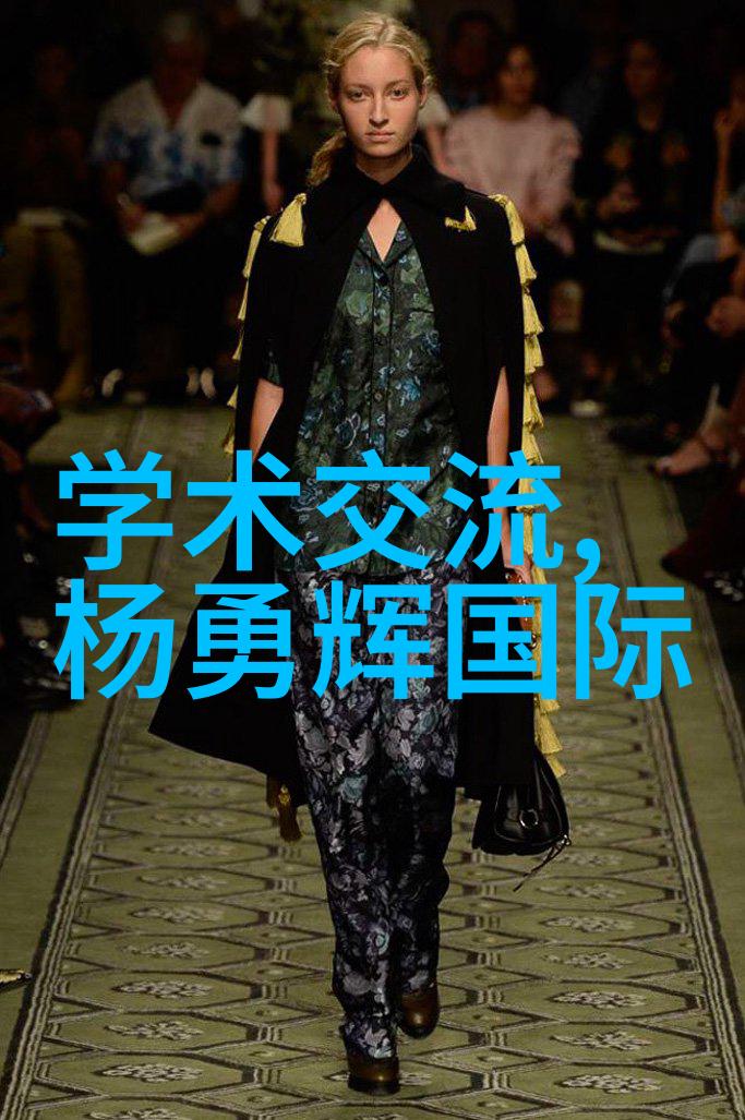 一块板砖闯仙界txt下载-平凡之石逆袭仙途一块板砖的奇迹征程