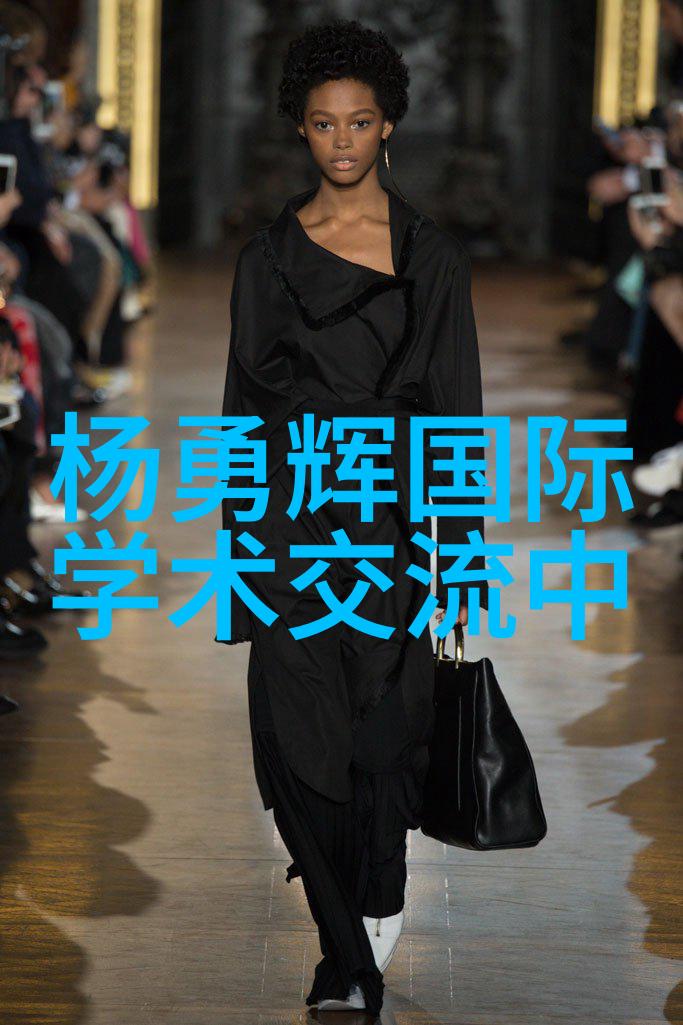 消防设备-火力全开揭秘现代消防系统的关键组成部分